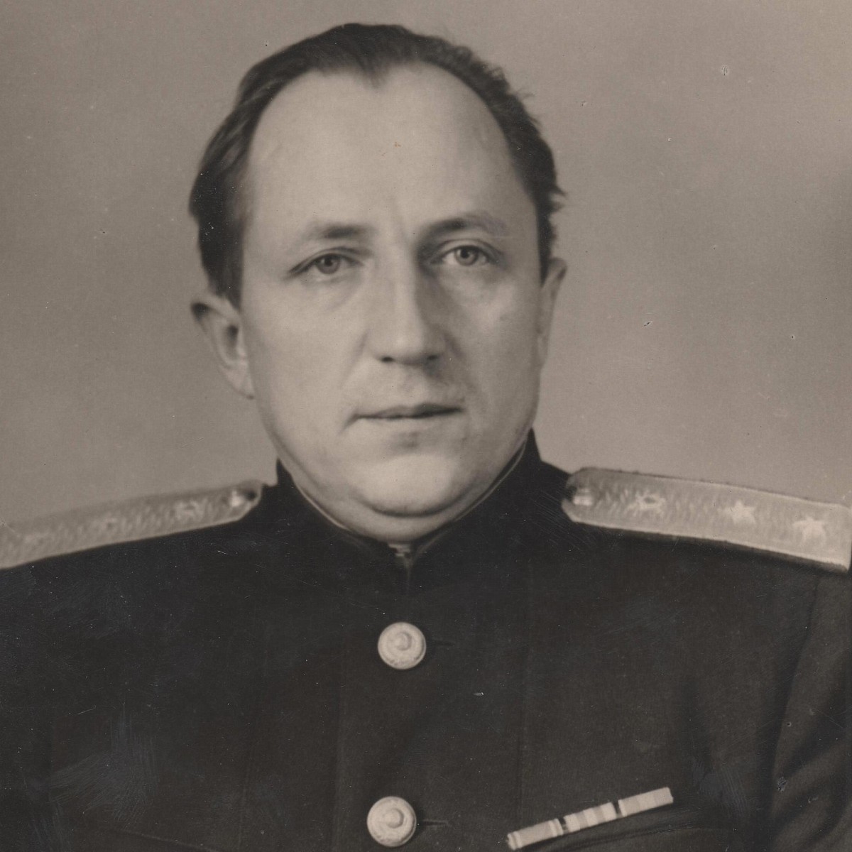 Photo by Lieutenant General of Justice R.A. Rudenko, photograph by E. Khaldey