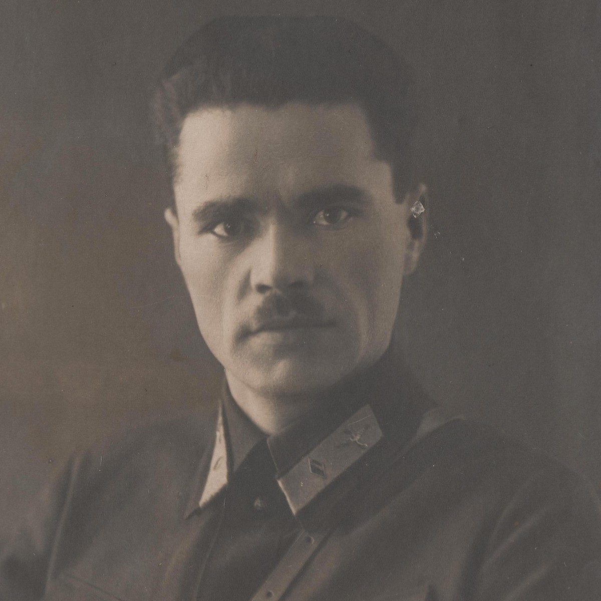Portrait photo of the commander of the Red Army Air Force 