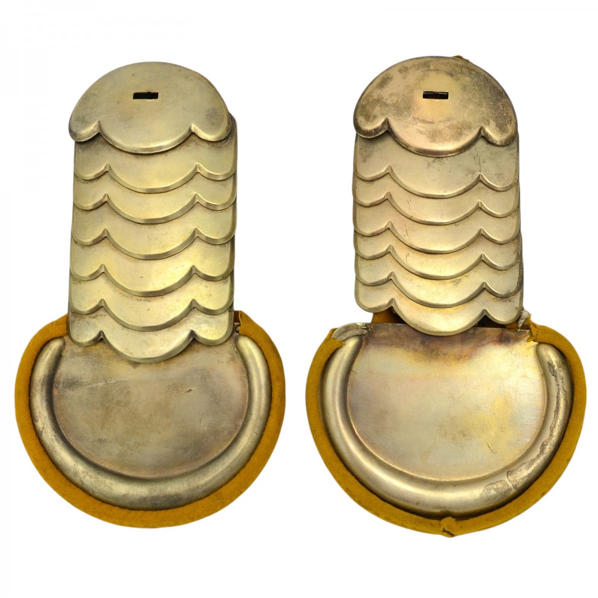 Epaulettes of the lower rank of the 9th Voznesensky or 13th Vladimir Uhlan regiments