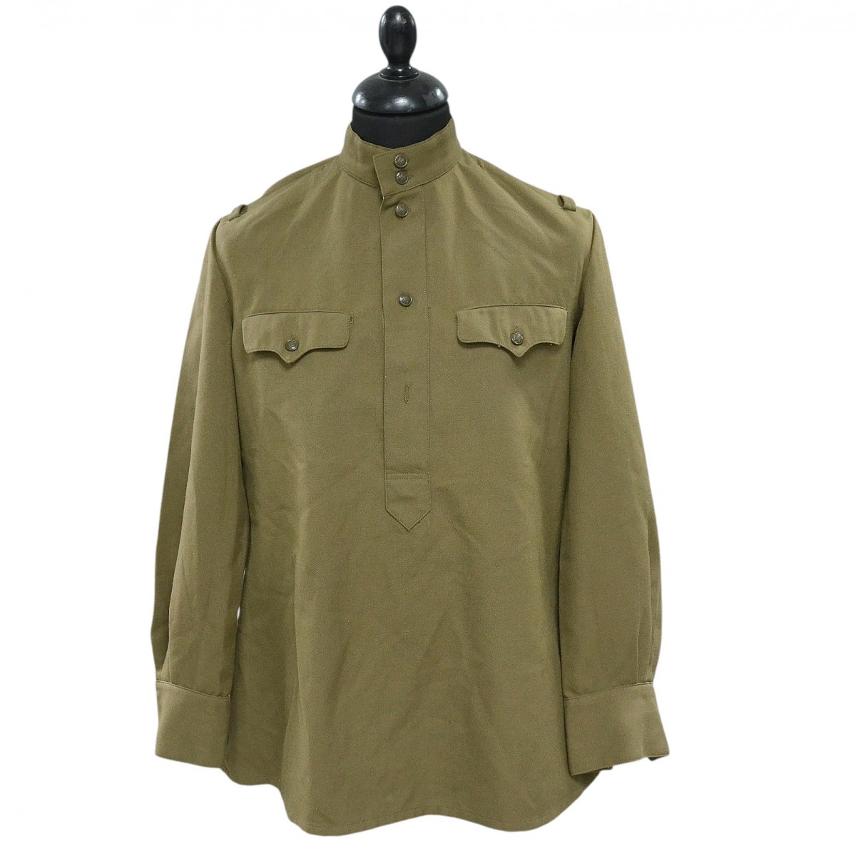 The tunic of the SA officers of the 1943 model