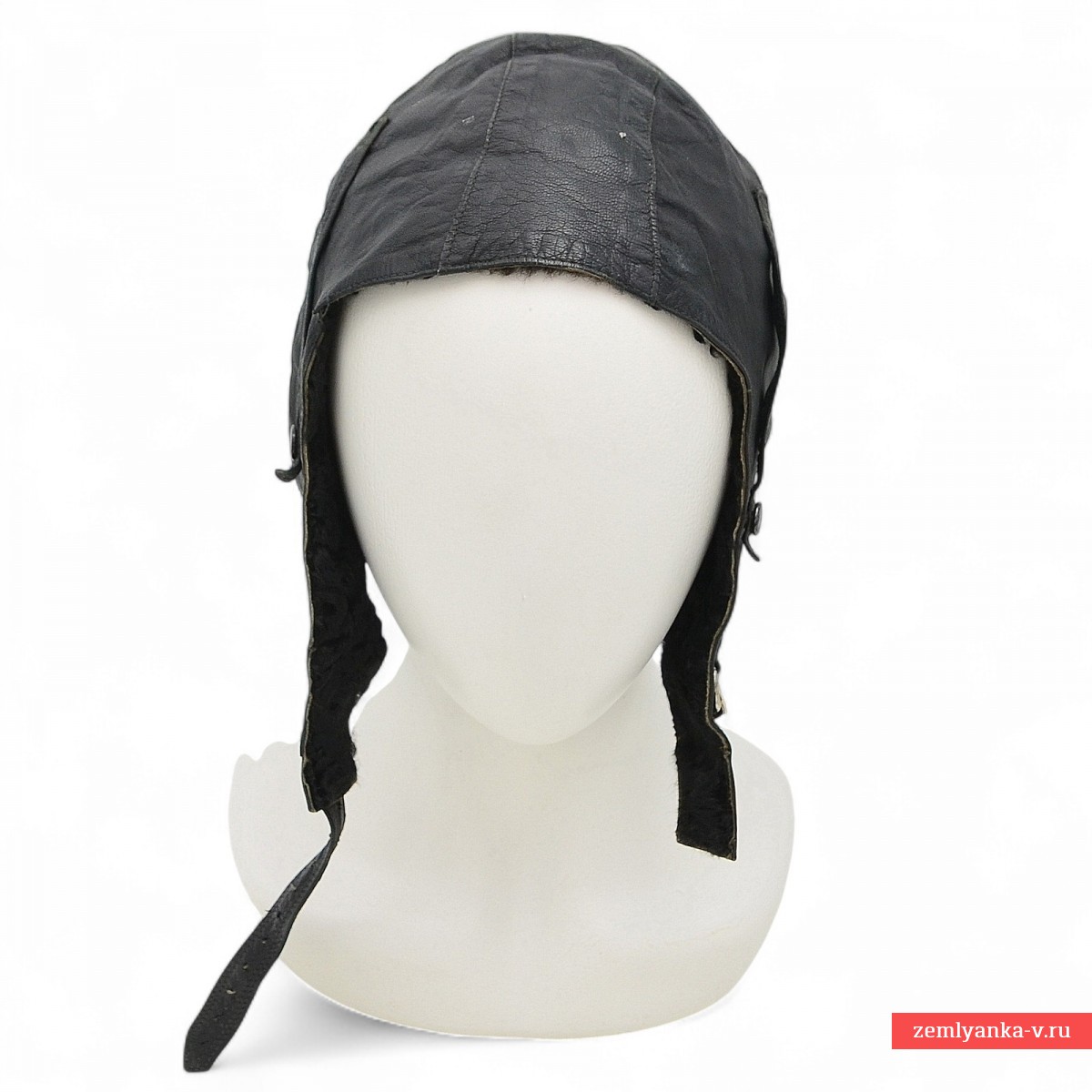 Winter flight training helmet (?)