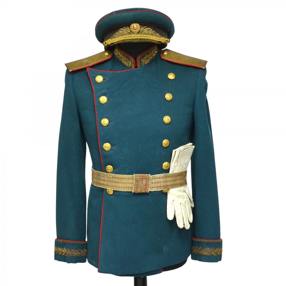 A set of uniforms of the Major General of the Red Army artillery, mod. 1945, for the Victory Day Parade