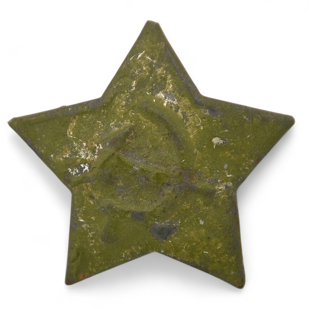 A star on the cap of the Red Army during the Second World War