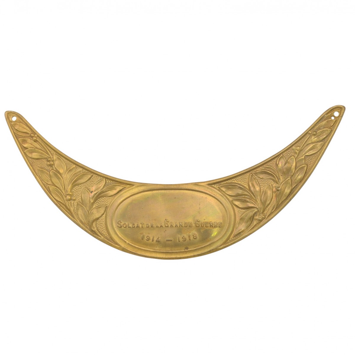 Award visor of the 1918 model on Adrian's helmet of the 1915 model