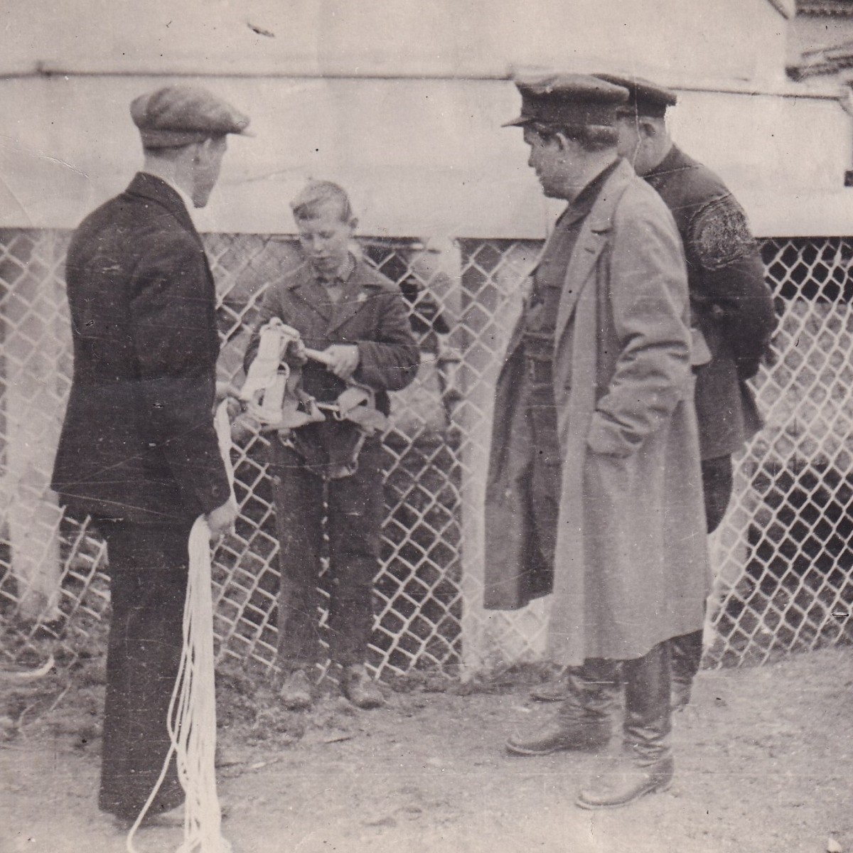 Photo "S.M. Kirov and the young parachutist"