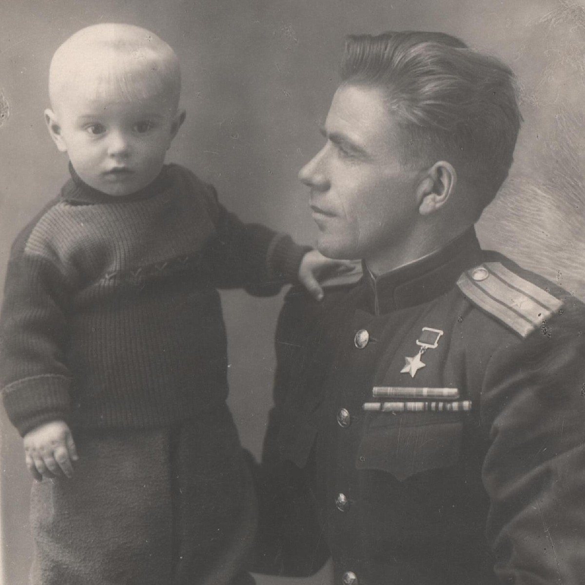 Photo of Hero of the Soviet Union A.P. Pytkin with his son
