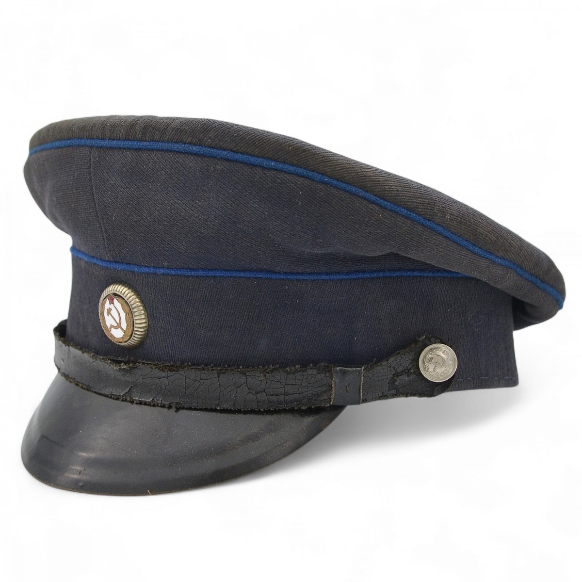 The cap of the commanding and supervisory staff of the ITL GULAG, 1957