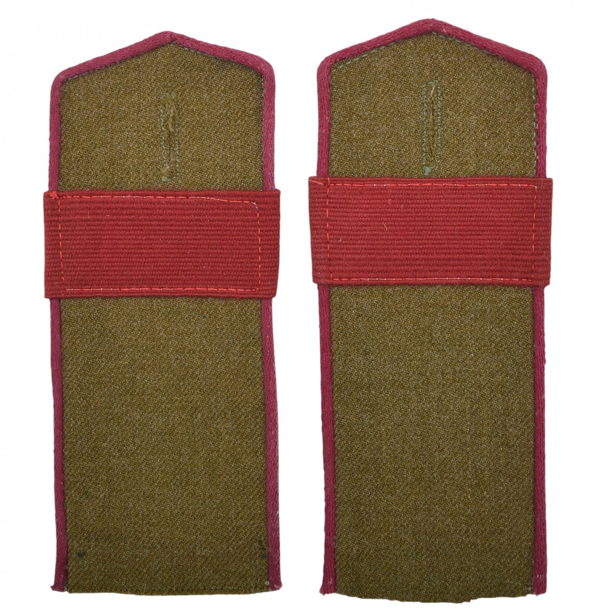 Field shoulder straps of the senior sergeant of the Red Army infantry, model 1943