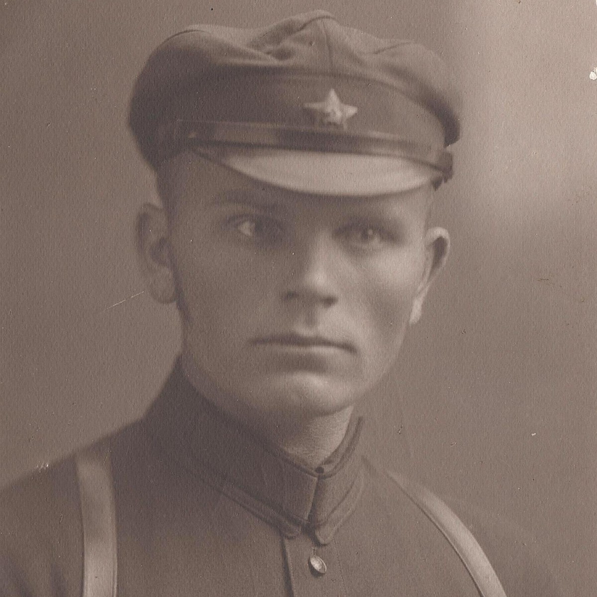 Photo of a cadet of the Red Army cavalry school in a 1924 uniform
