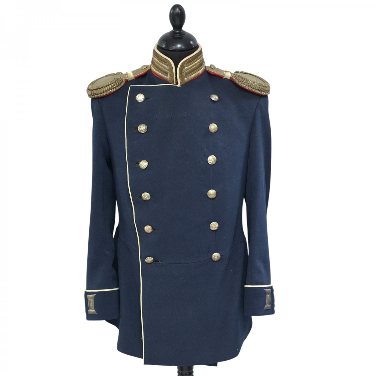 The uniform of a Russian adjutant or officer for assignments