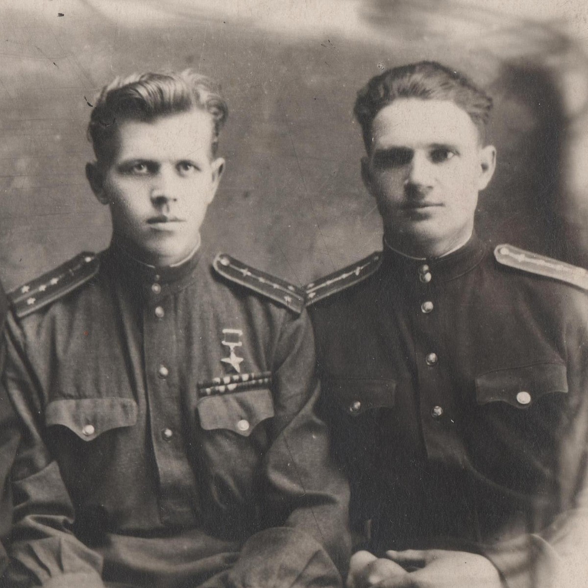 Photo of the Hero of the Soviet Union, Captain of the Red Army Air Force, A.A. Rogozhin, with his comrades