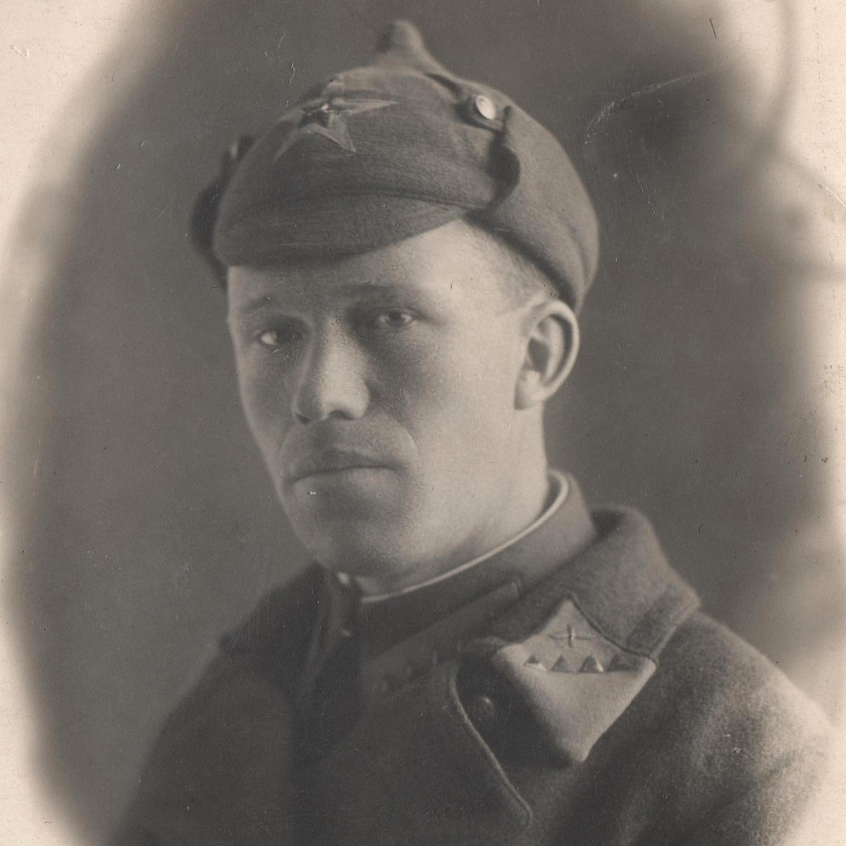 Portrait photo of a sergeant major of the Red Army Air Force, 1940