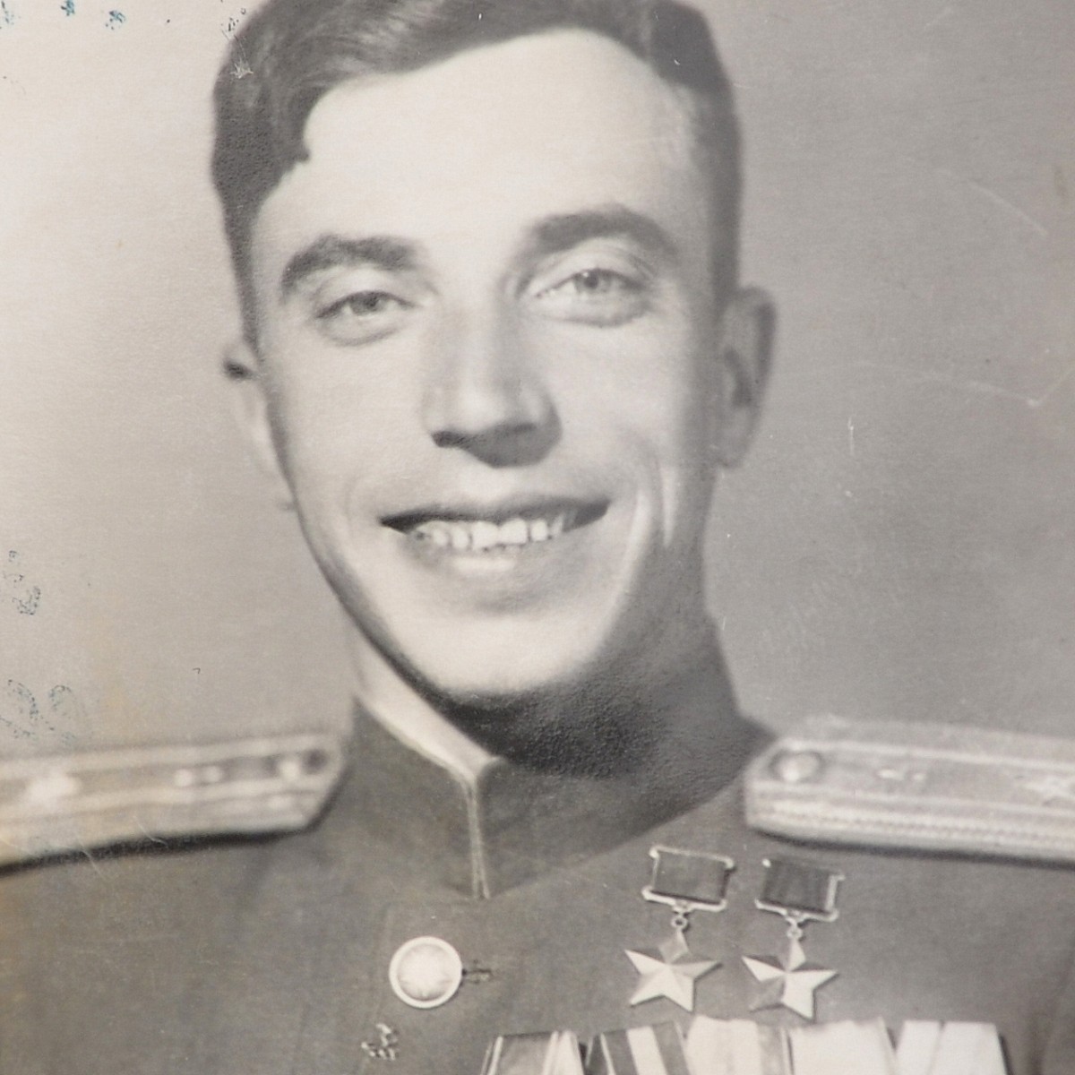 Photo of Major of the Red Army Air Force L.I. Beda, twice Hero of the Soviet Union