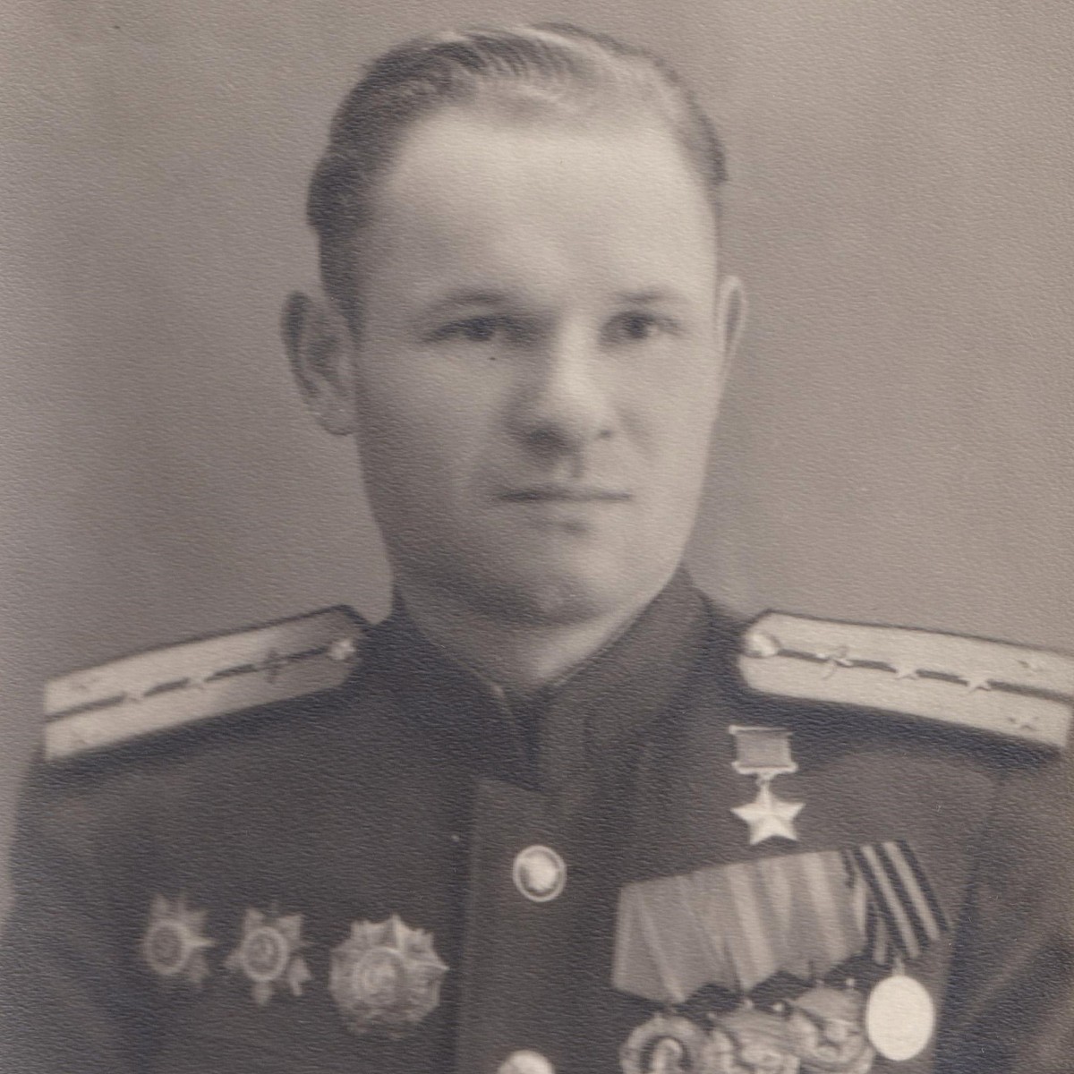Photo of Captain V.P. Nekrasov of the Red Army Air Force, Hero of the Soviet Union