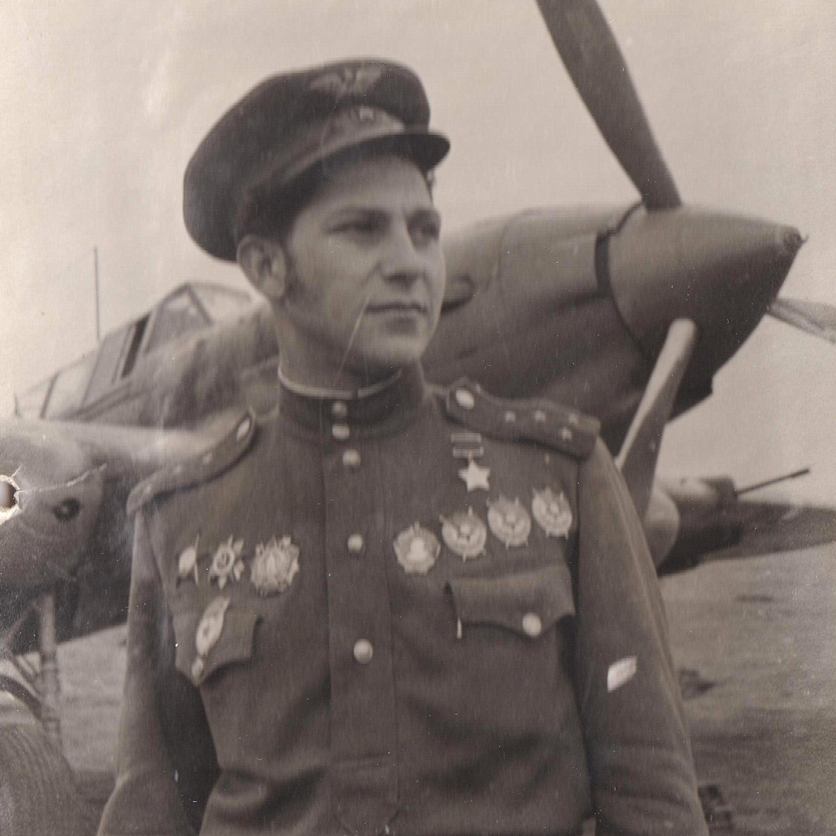 Photo of Red Army Air Force Captain S.A. Gurvich, Hero of the Soviet Union