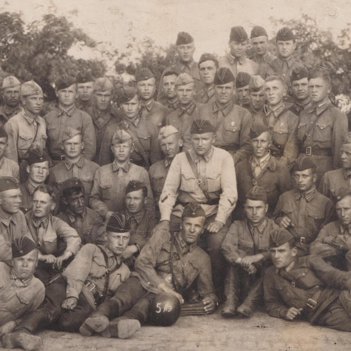 Group photo of soldiers and officers of the Red Army Air Force