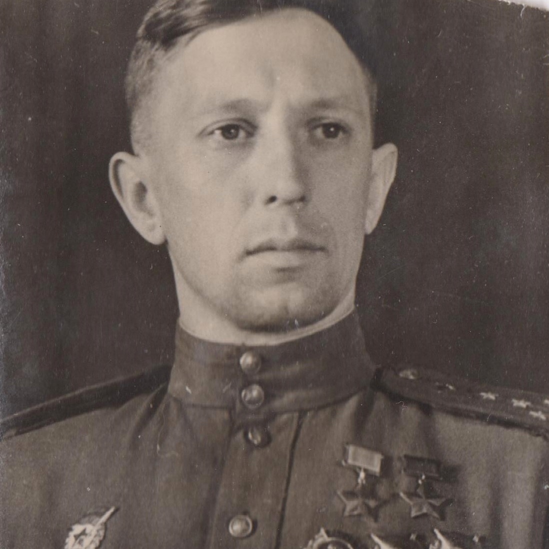 Photo of Red Army Air Force Captain V.N. Osipov, twice Hero of the Soviet Union