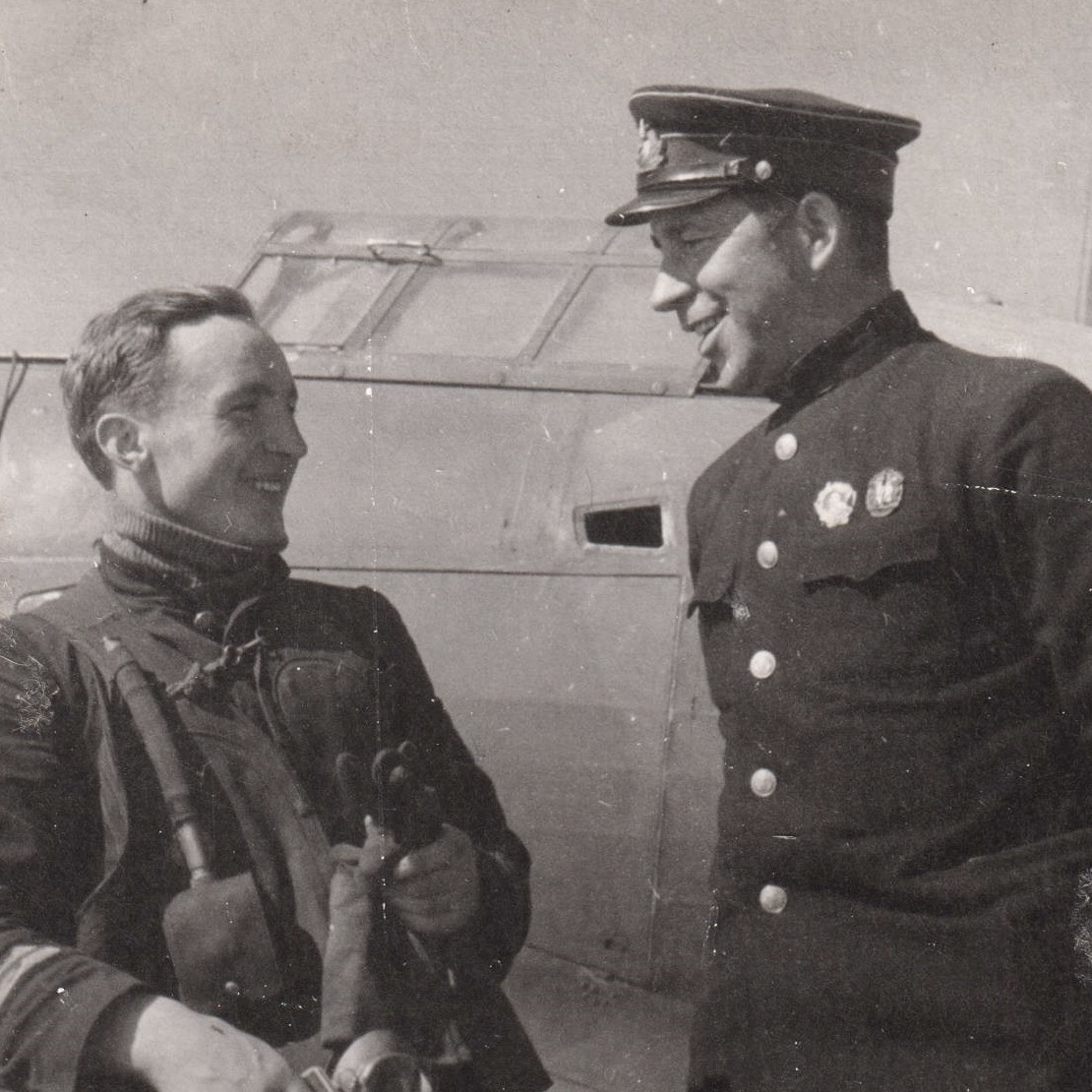 Photo of Red Army Air Force Captain P.G. Sgibnev, Hero of the Soviet Union, with a comrade