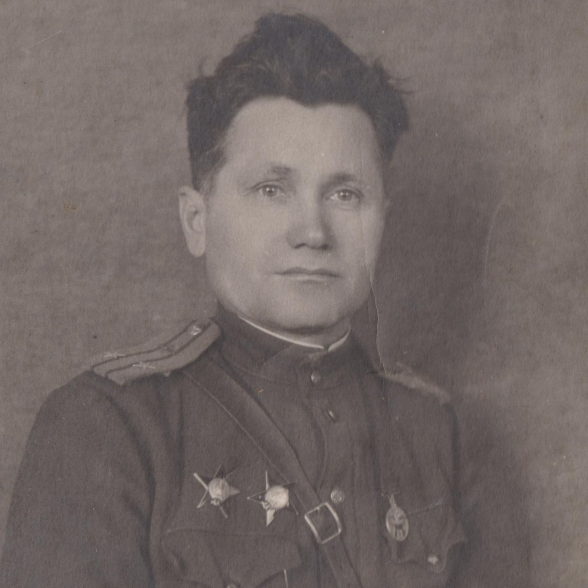 Photo of a lieutenant colonel of the Red Army Air Force with two orders of the Red Star 