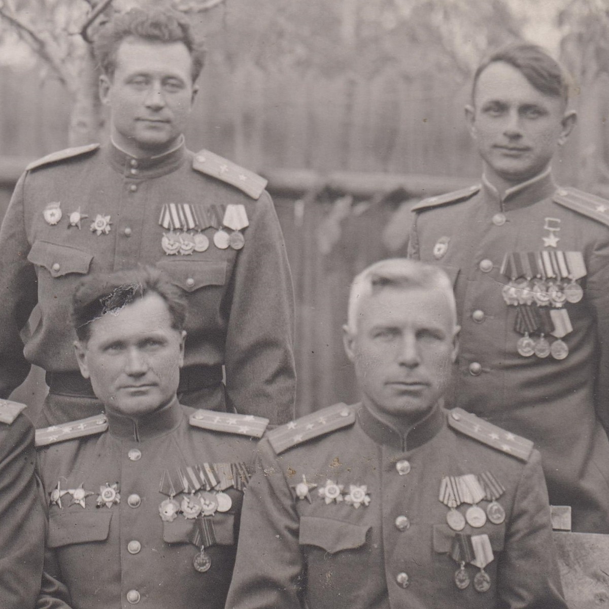 Photos of Hero pilots of the Soviet Union, with their comrades 