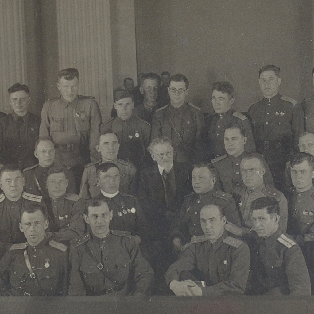 Photo of the awarding of soldiers and officers of the Red Army in the Kremlin by M. Kalinin
