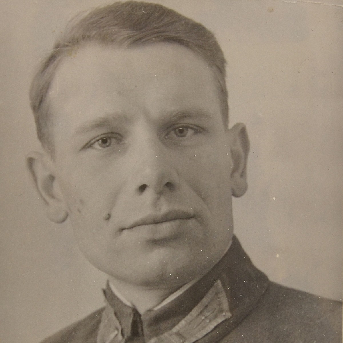 Photo of Red Army Air Force Captain V.D. Panfilov– Hero of the Soviet Union