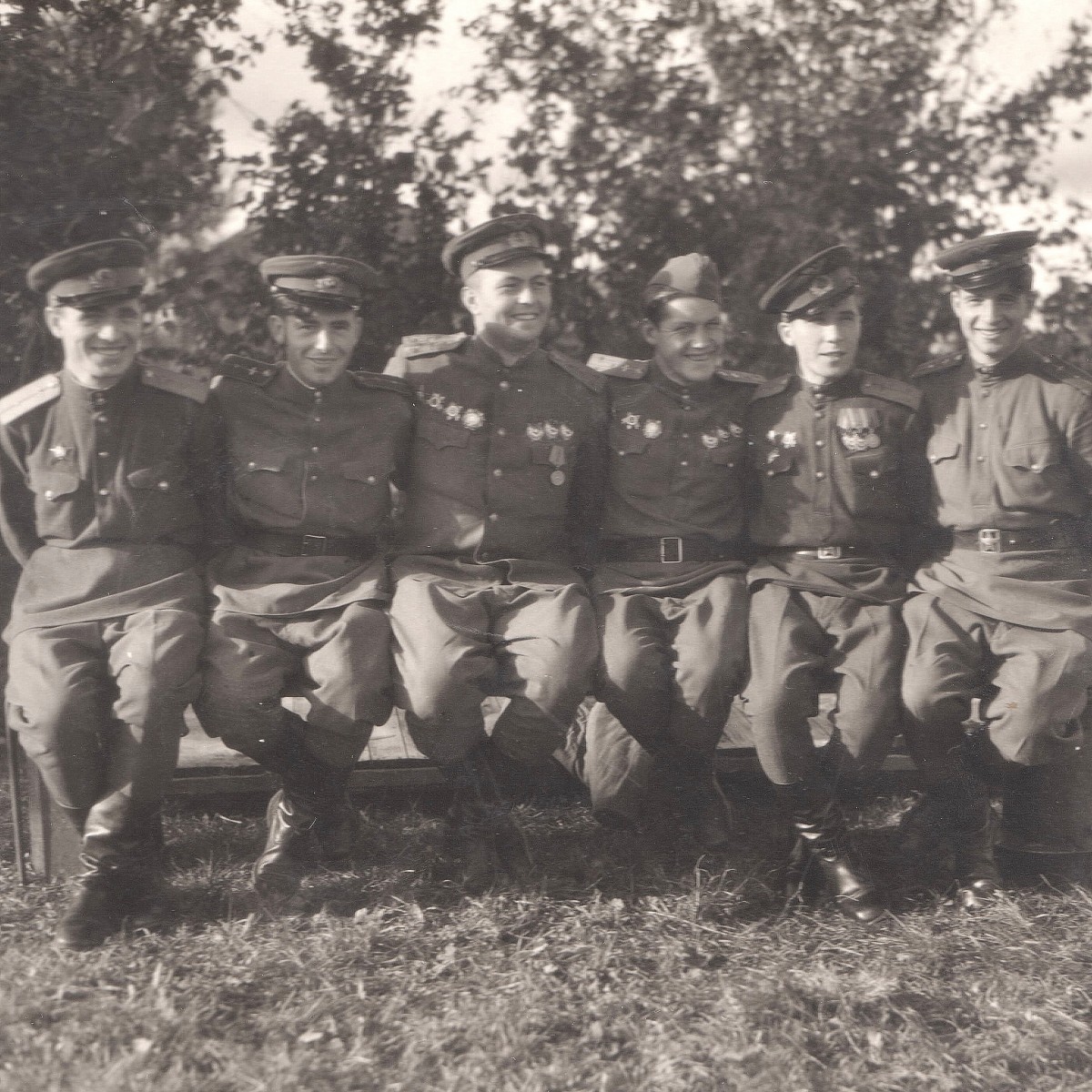 Photos of the order-bearing officers of the Red Army Air Force