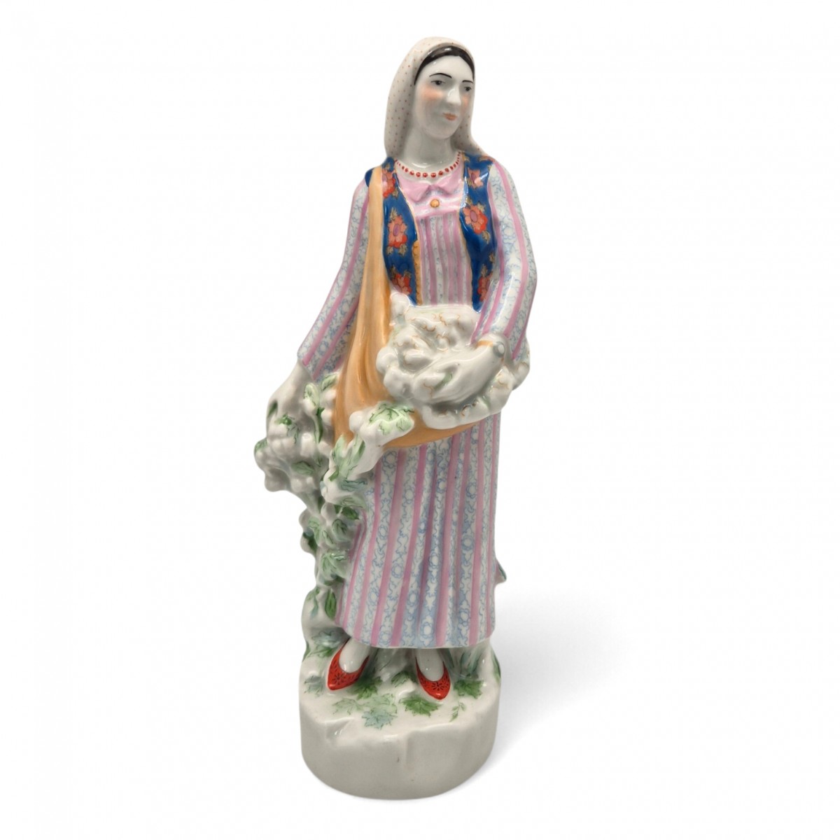 Statuette "Azerbaijani woman with cotton", 1940