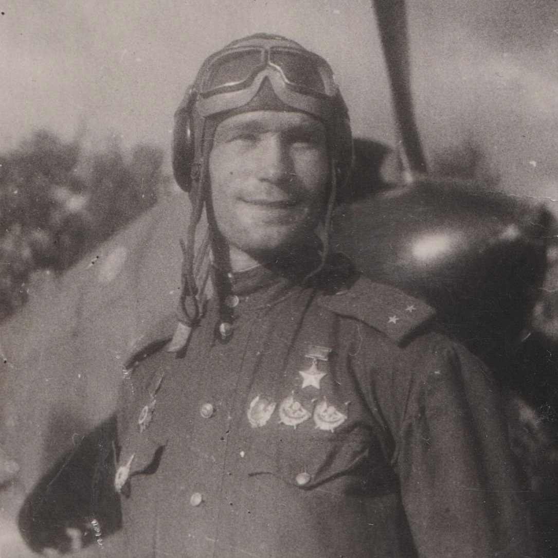 Photo of a lieutenant of the Red Army Air Force. Novikov– Hero of the Soviet Union, 1943