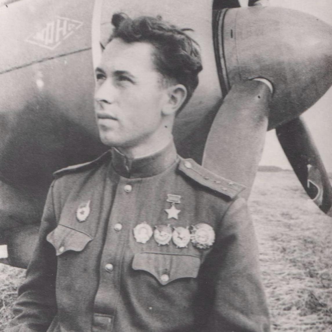 Photo of the Hero of the Soviet Union, Captain A.I. Mayorov, 1943