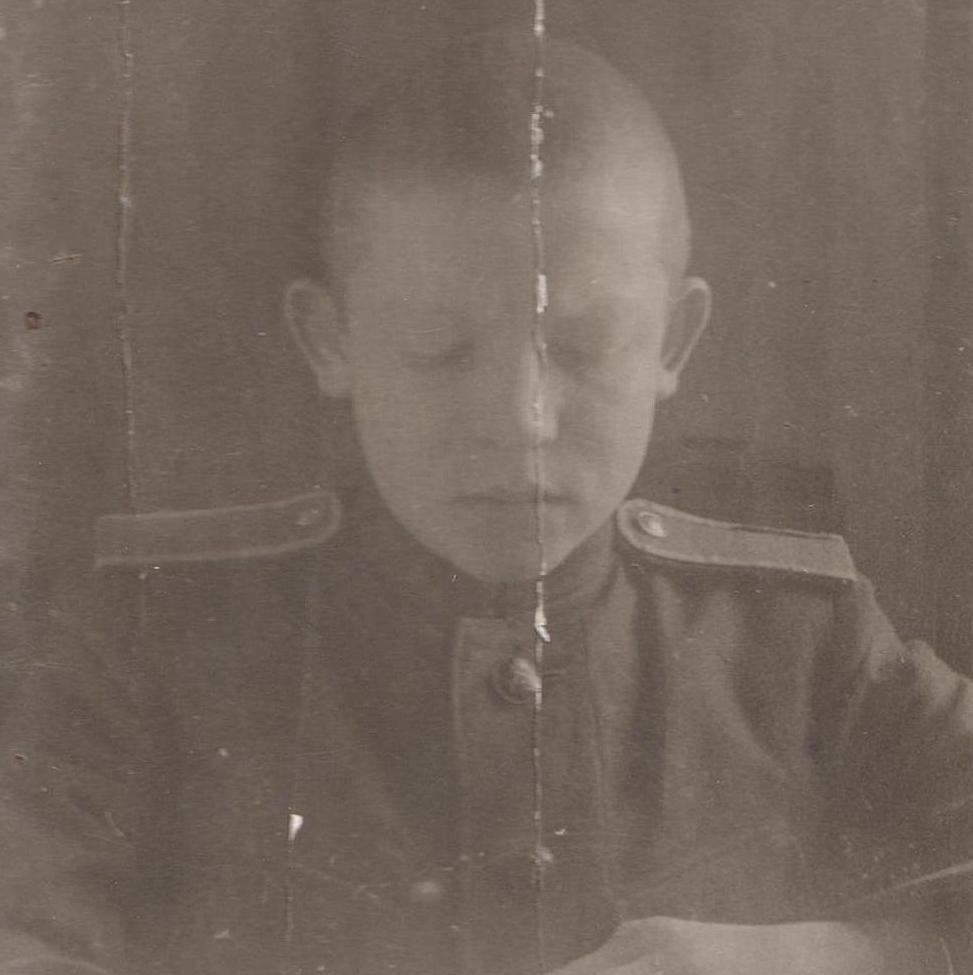 Photo of a cadet of the Suvorov military college studying