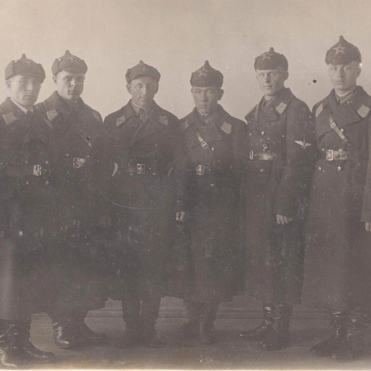 Photo of pilots of the 1st SBP in blue winter uniforms, 1940