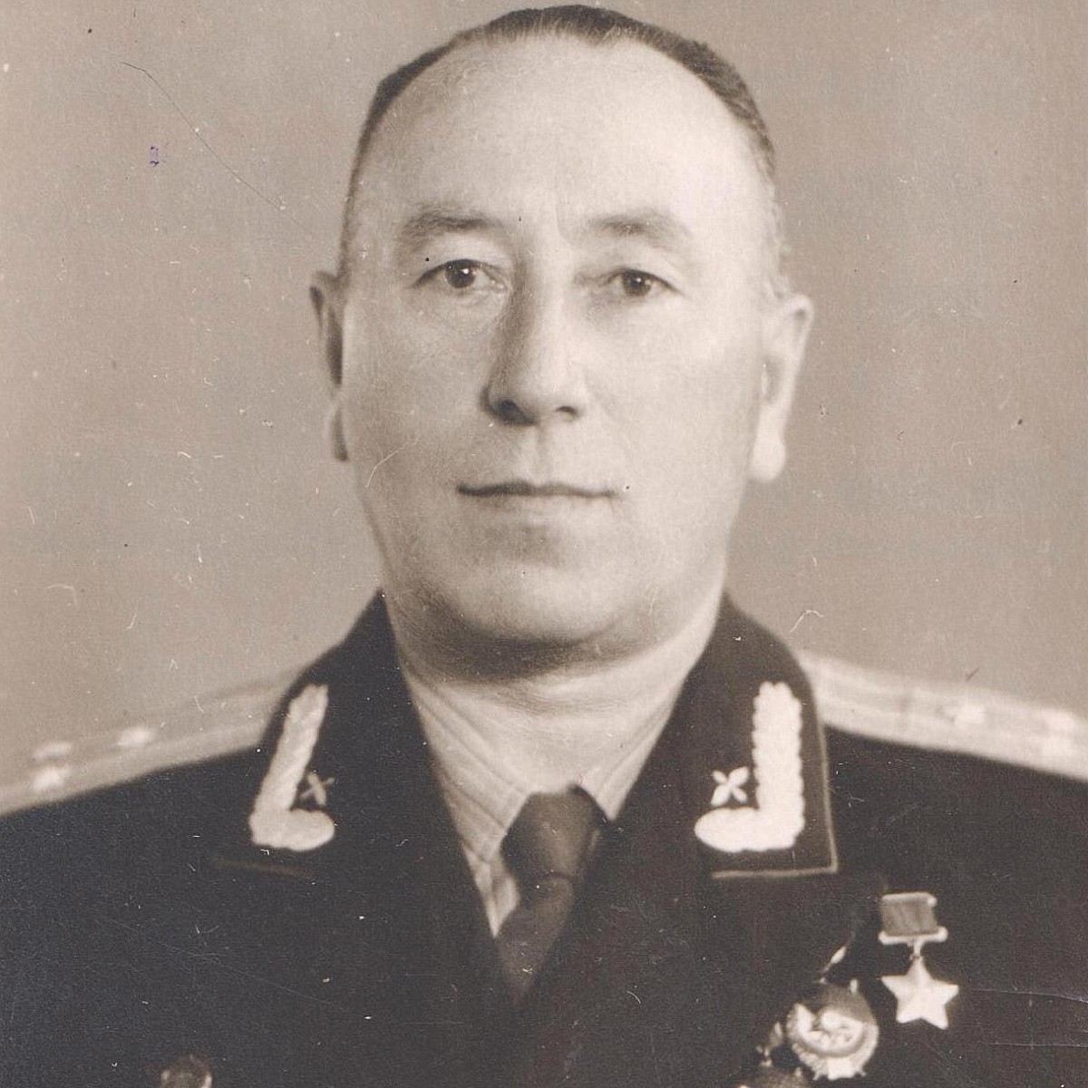 Photo certificate of Air Force Colonel A.P. Shkulepov– Hero of the Soviet Union