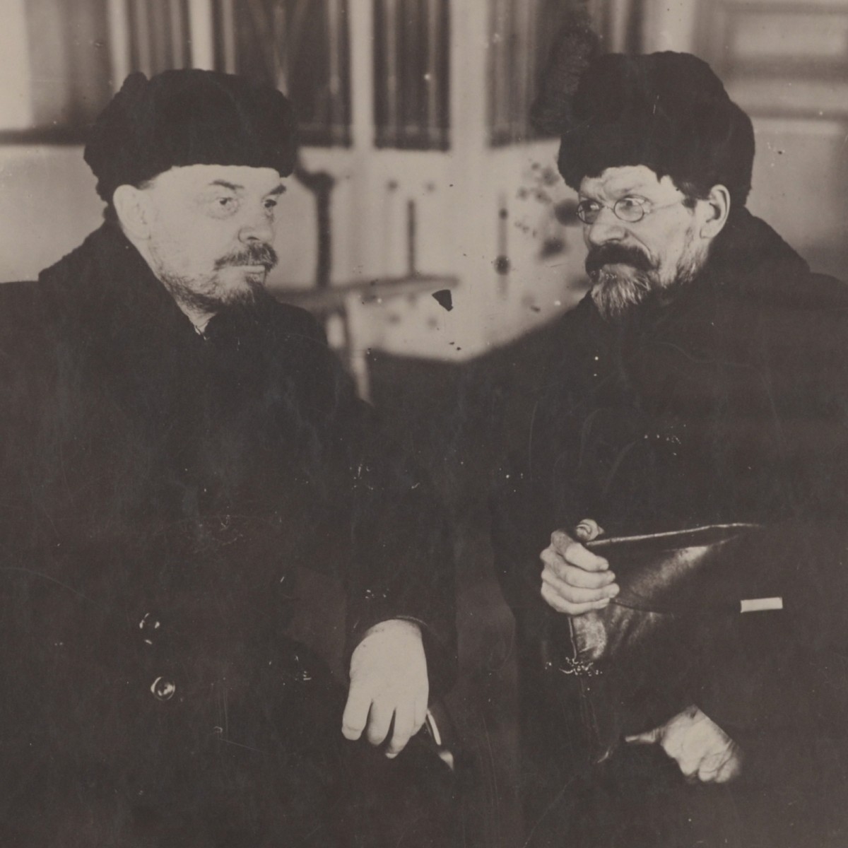 Large format photo of V. Lenin and M. Kalinin