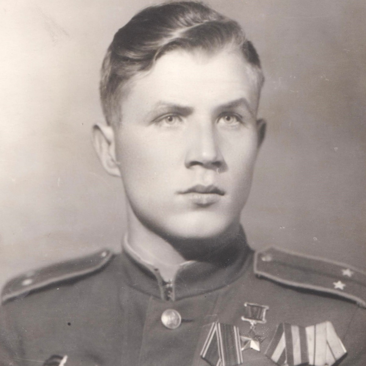 Photo of Red Army Air Force Lieutenant N.V. Ivanov, Hero of the Soviet Union