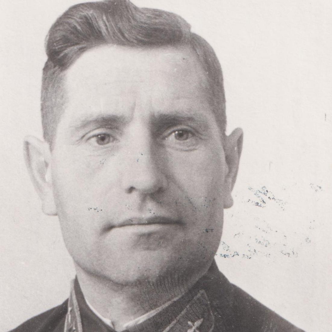 Photo of Hero of the Soviet Union I.S. Polbin