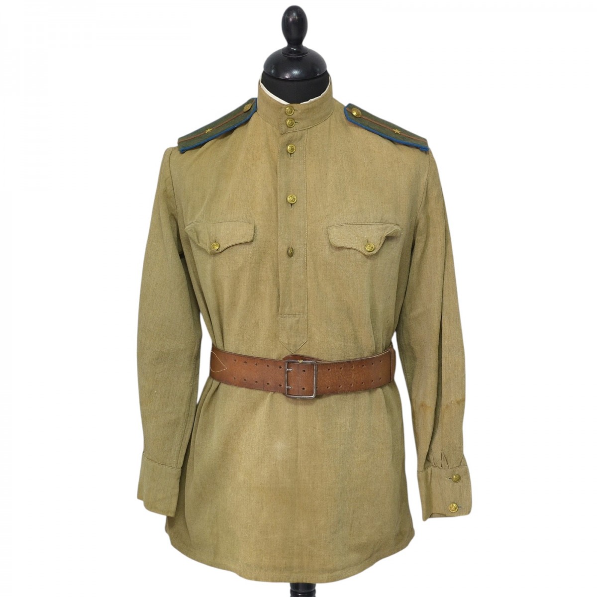 The tunic of a junior lieutenant of the technical service of the Red Army Air Force, mod. 1943, 1945.