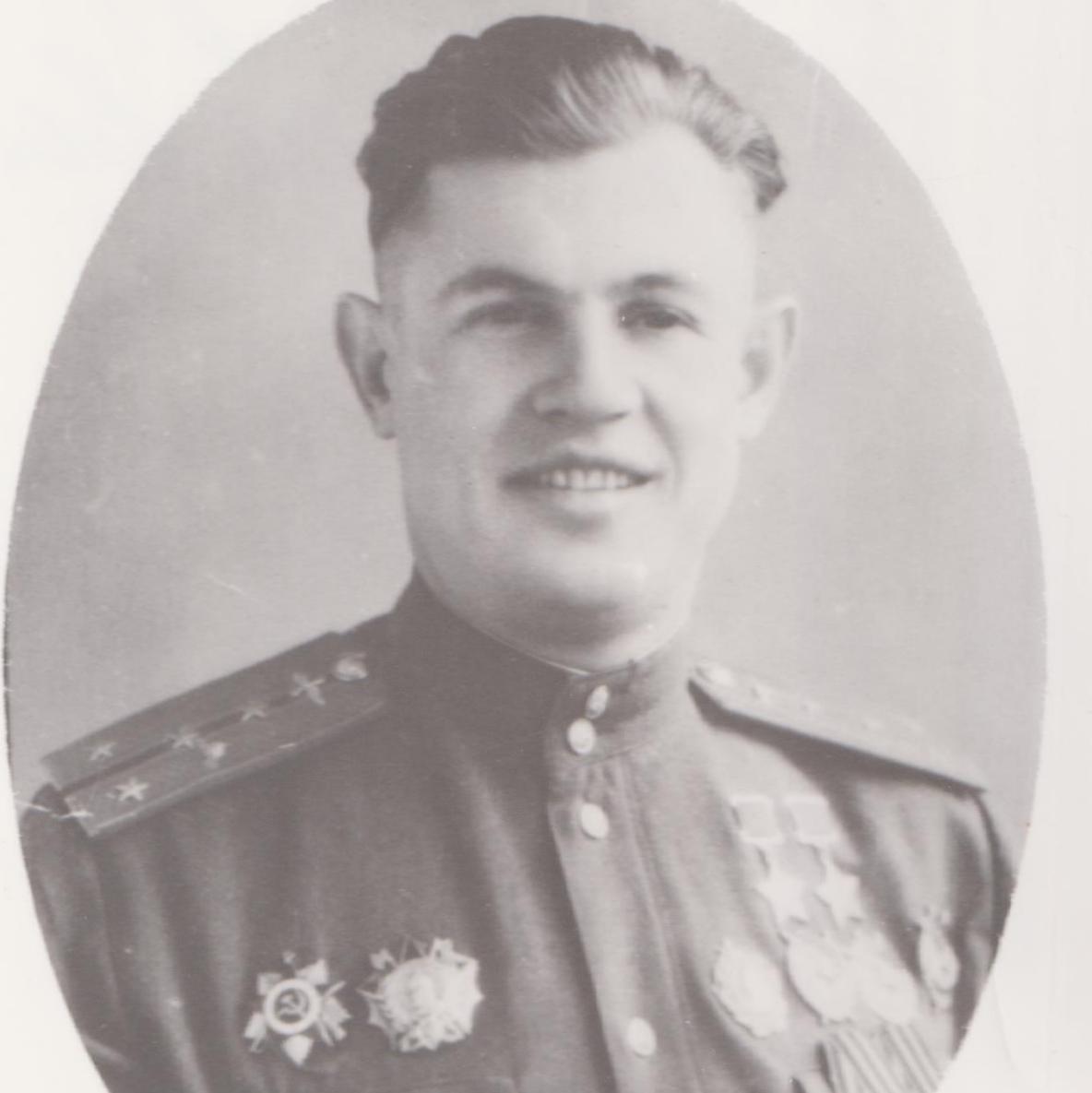 Photo of twice Hero of the USSR, Captain of the Air Force A.N. Yefimov
