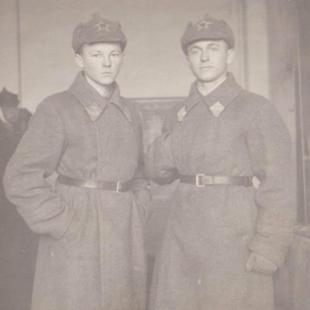 Photo of cadets of the Batai Aviation School, 1941.