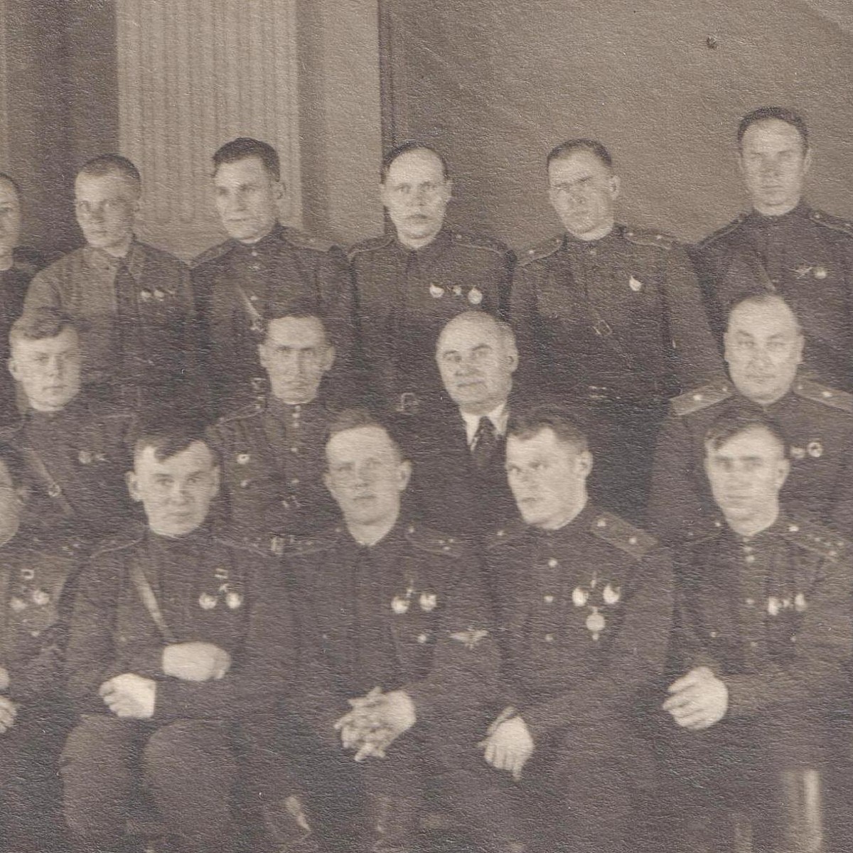 Group photo of the Heroes of the Soviet Union after the award ceremony