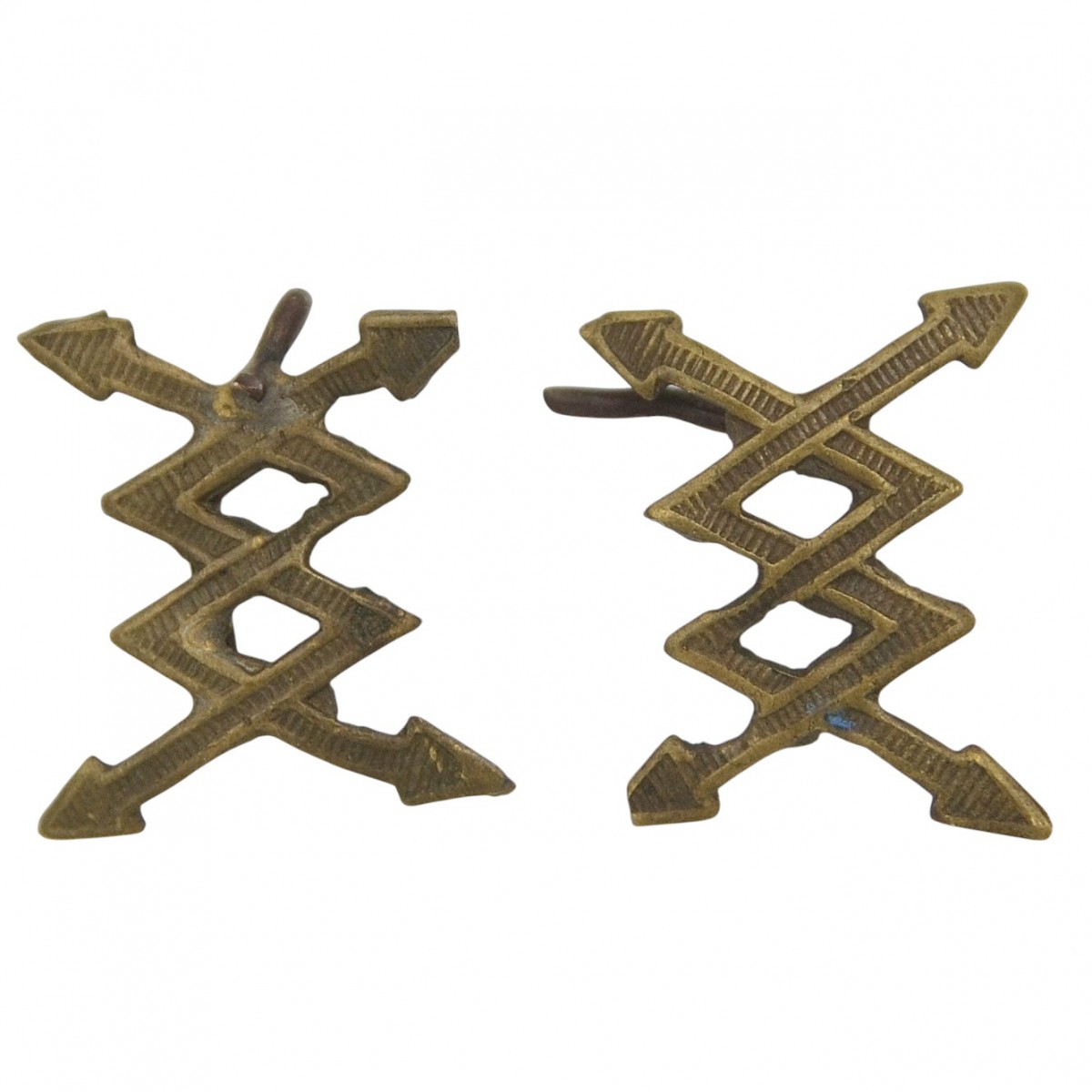 Lavalier emblems of the Red Army signalman of the 1922 model