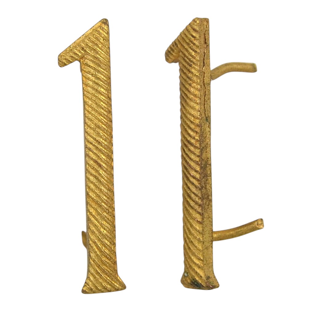 A pair of officer's shoulder straps "1" of the 1911 model