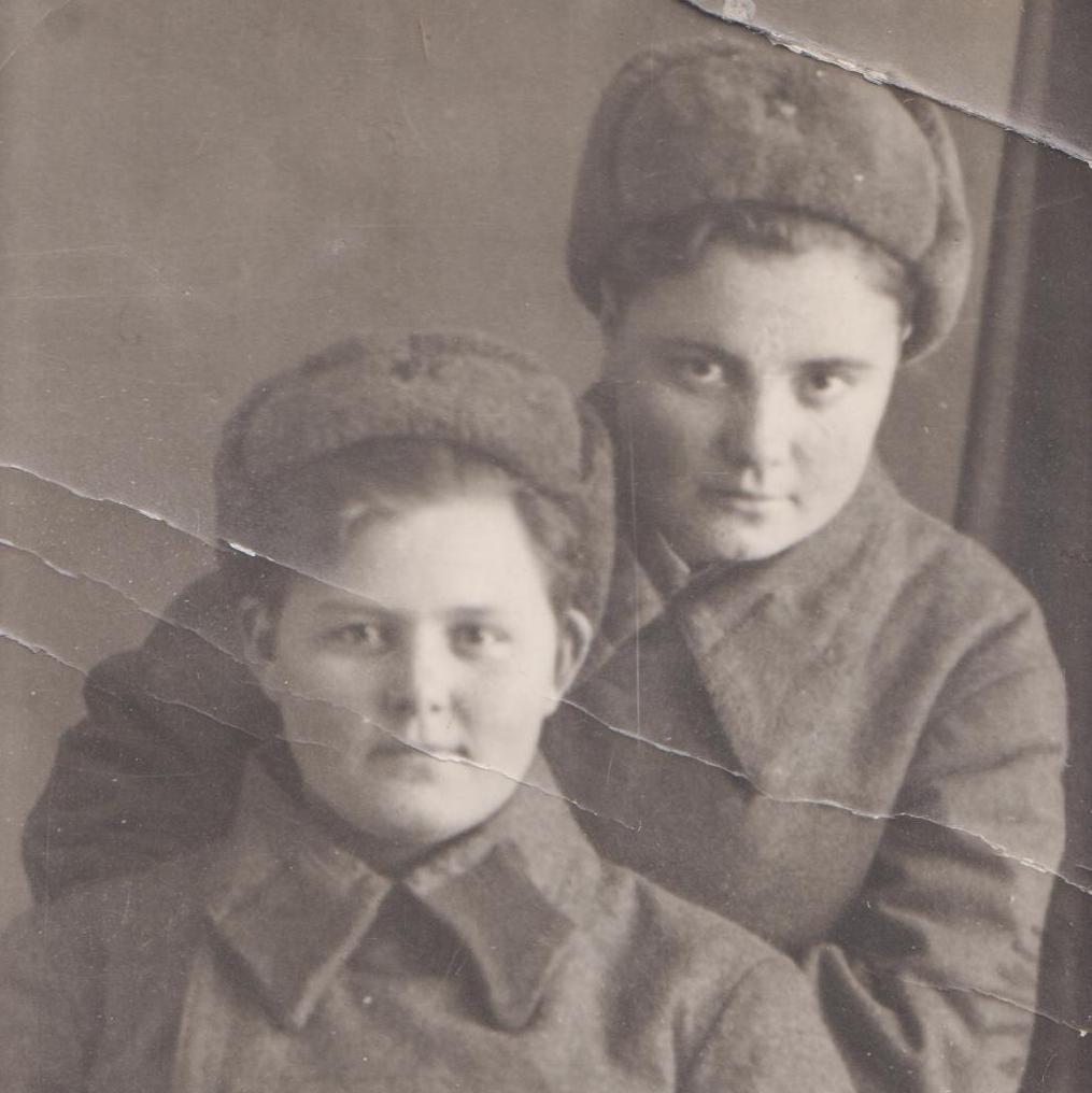 Photos of female soldiers of the Red Army, 1942
