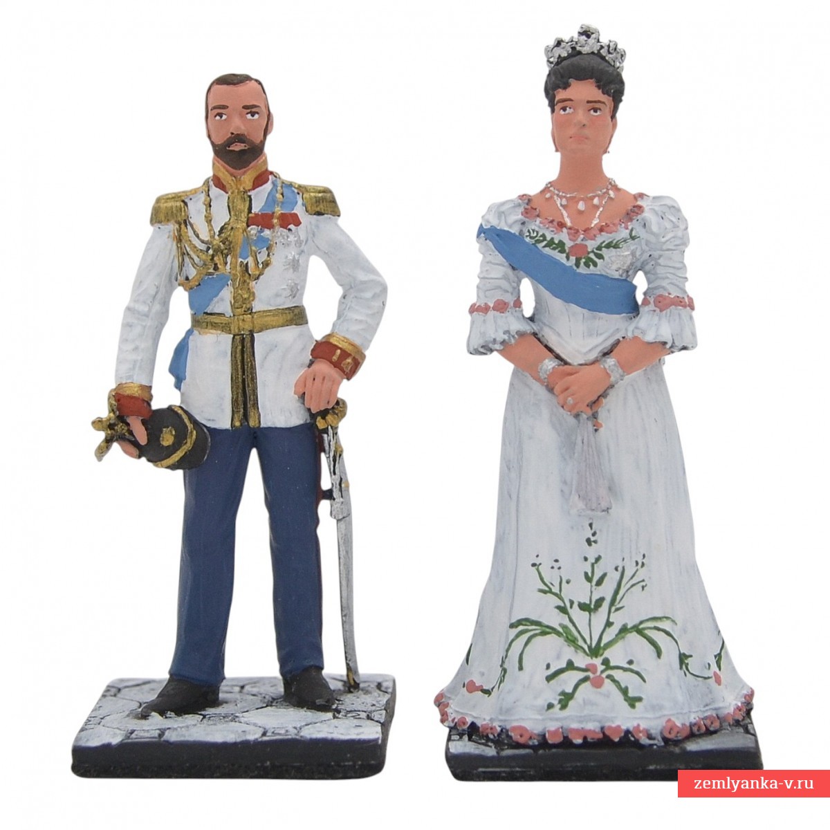 Paired tin sculptures "Nicholas II and Alexandra Feodorovna"