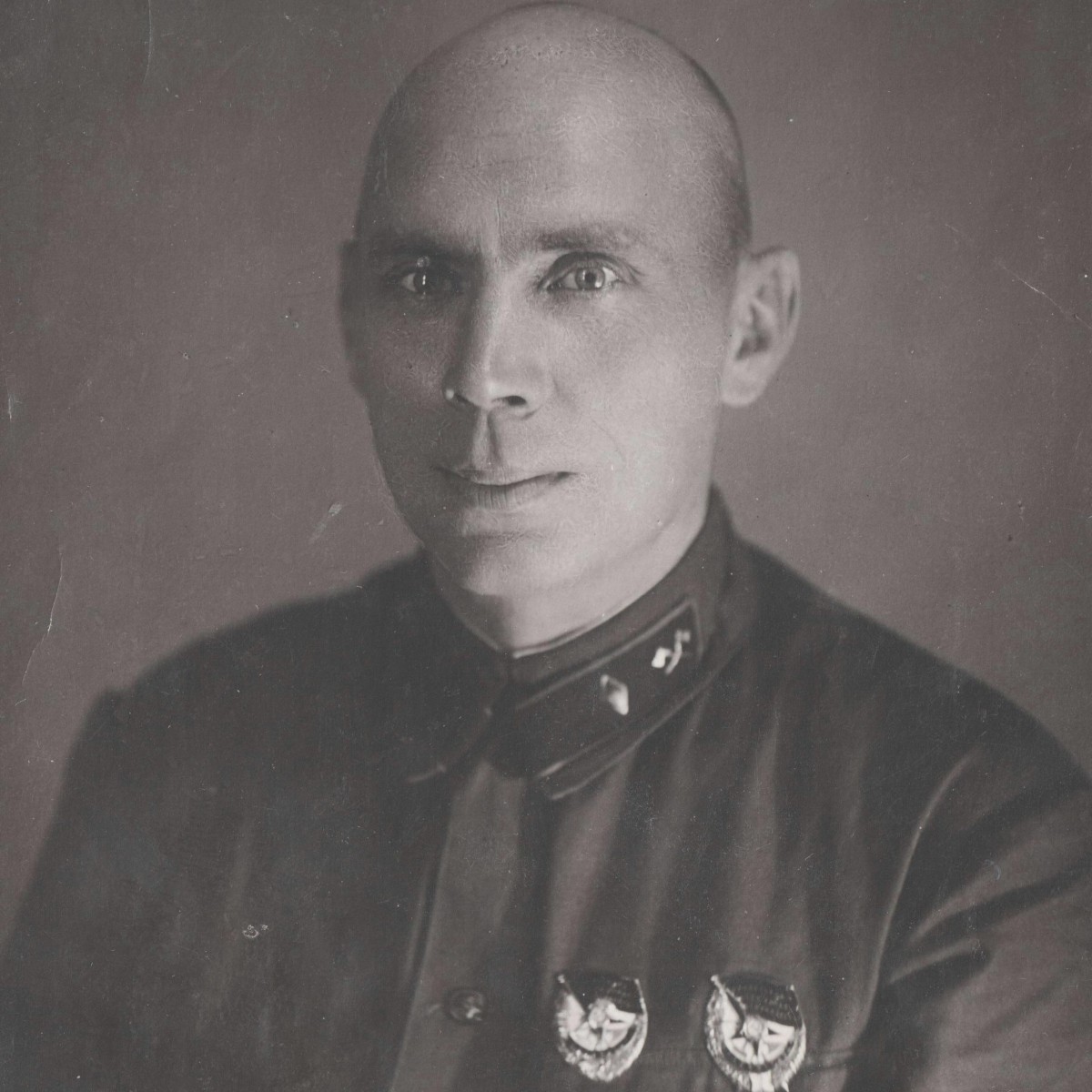Photo of the brigade commander of one of the engineering units of the Red Army with two orders of the BKZ