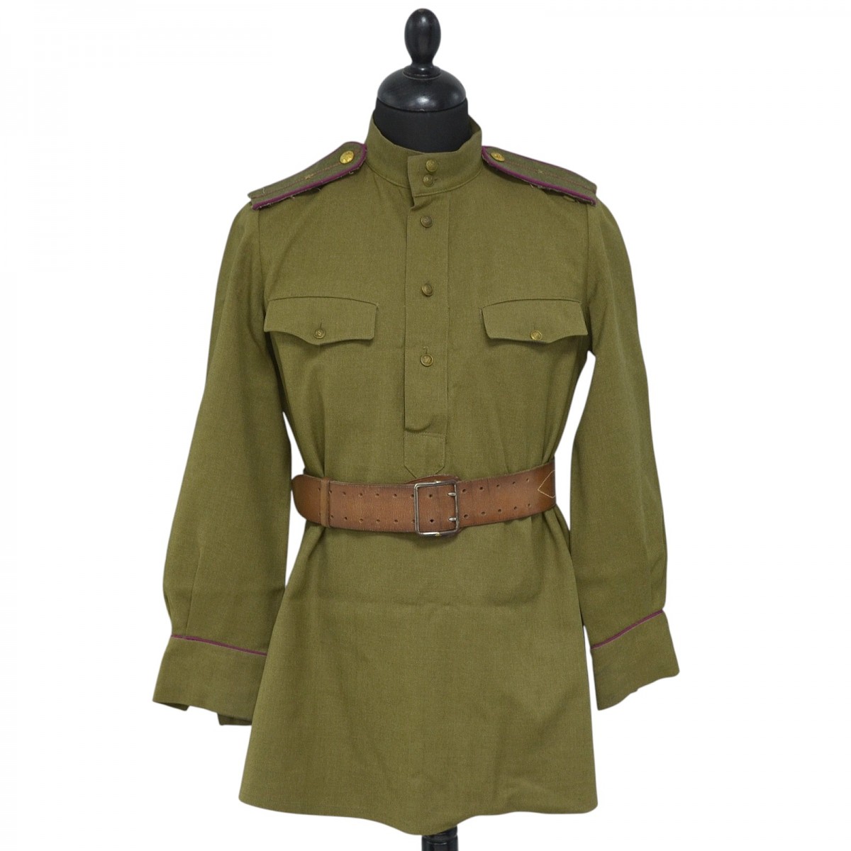 Improved tunic of a junior lieutenant of the Infantry Technical Service, model 1943.