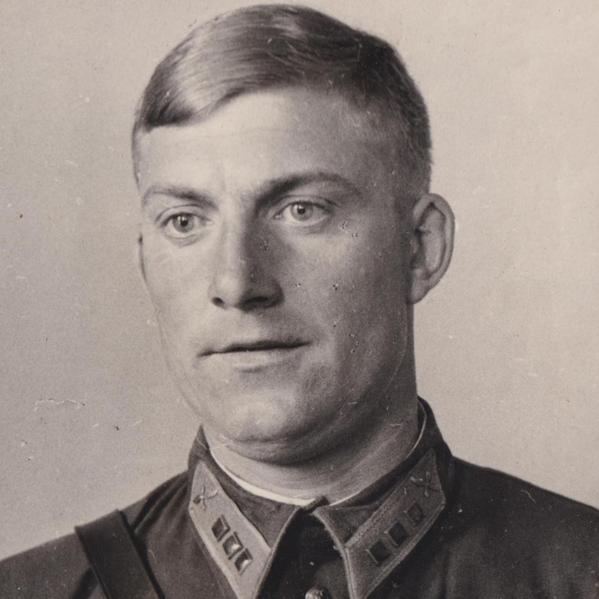Photo of the Hero of the Soviet Union, Senior Lieutenant of the Air Force V.N. Peshkov, 1941