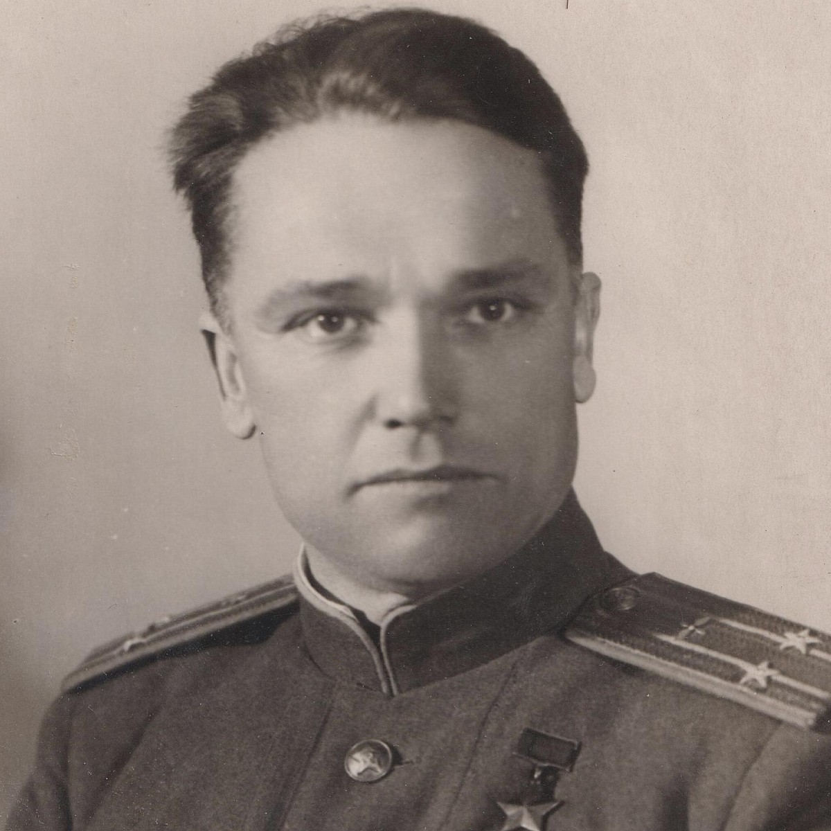 Photo of the Hero of the Soviet Union, Air Force Lieutenant Colonel P.A. Pilyutov